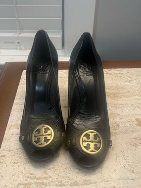Tory Burch Black Leather Peep-Toe Heels with Gold Logo Medallion